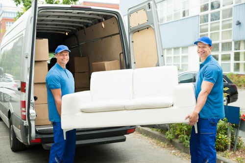 Customer complaint review for a removal van service