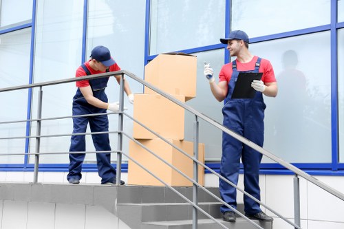 Secure storage and removal services in Nottinghill