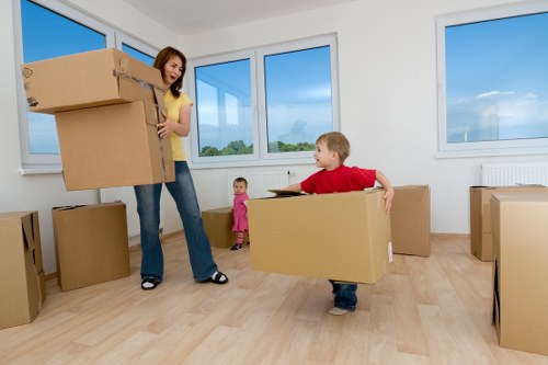 Efficient relocation with a removal van in Notting Hill